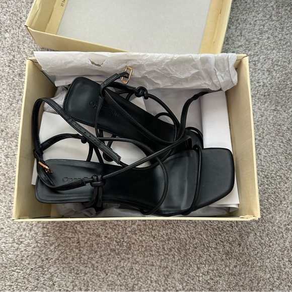 Open edit black strapy heels - Picture 4 of 4